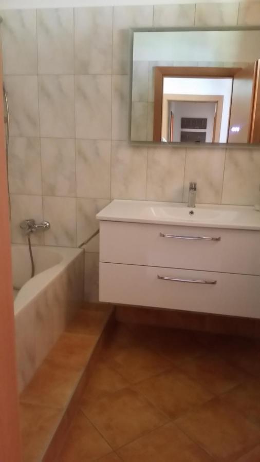 Ferienwohnung Bettina Берг им Драутал Екстериор снимка